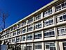 周辺：平塚市立大住中学校 徒歩12分。 920m