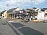 周辺：セブンイレブン秦野菖蒲東店 徒歩11分。 880m