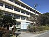周辺：小田原市立千代中学校 徒歩14分。 1050m