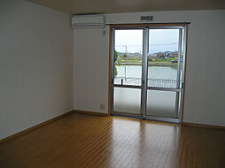 近江鉄道八日市線 新八日市駅 徒歩24分の賃貸アパート 2階1Kのリビング/ダイニング