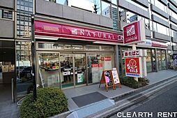 【コンビニエンスストア】ナチュラルローソン 虎ノ門巴町店まで364ｍ