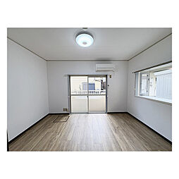 ローズパティオ 105 1階1DKのリビング/ダイニング