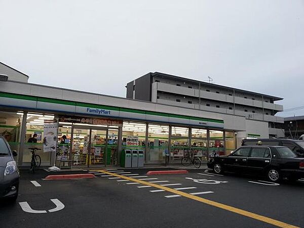 画像29:ファミリーマート箕面小野原東店 586m