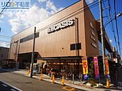 阪急オアシス伊丹店 263m