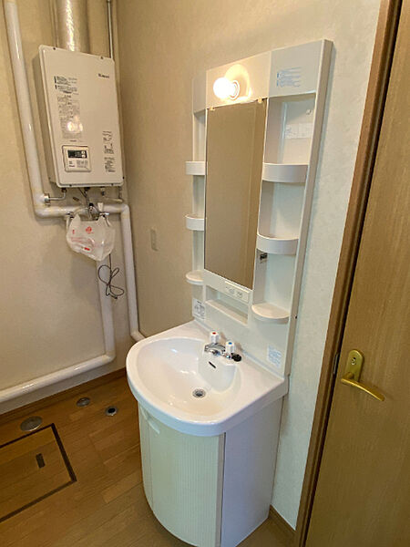 apartment 北海道砂川市西一条北１２丁目1番16号
地図を見る