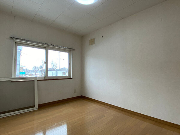 apartment 北海道砂川市西一条北１２丁目1番16号
地図を見る