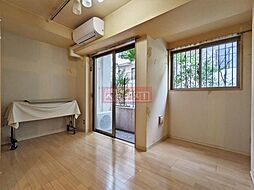 ガーデン代々木八幡 107 1階1Kのリビング/ダイニング