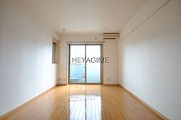 クレストコート 203 2階1Kのリビング/ダイニング