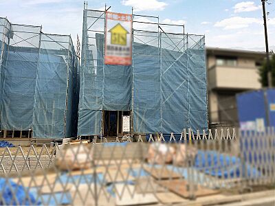 外観:9月17日現在の様子です。南道路の整形地です 外観:9月17日現在の様子です。南道路の整形地です
