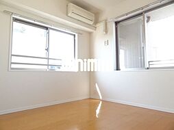 パークキューブ市ヶ谷 9階1DKのリビング/ダイニング