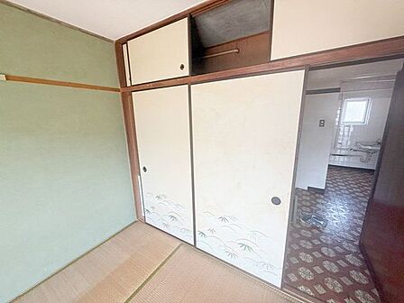 和室の押入れ収納で季節の物もすっきり整理