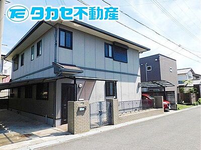 外観:サンヨーホームズ施工の軽量鉄骨造、建坪約54坪のゆとりある7LDK+2S!駐車3台可能で来客時も安心。内装リフォーム済みです。ぜひお気軽にお問い合わせください♪ 外観:サンヨーホームズ施工の軽量鉄骨造、建坪約54坪のゆとりある7LDK+2S!駐車3台可能で来客時も安心。内装リフォーム済みです。ぜひお気軽にお問い合わせください♪