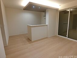 ソレイユ嵯峨野 102 1階2LDKのリビング/ダイニング