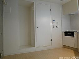 シュワルベ 303 3階1DKのリビング/ダイニング