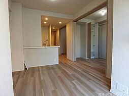 ソルレヴェンテ堀川高辻 201 2階2LDKのリビング/ダイニング