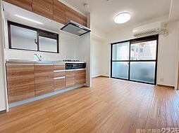 フィルハウゼ五条 902 9階2DKのリビング/ダイニング