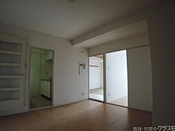 HITOMI BLDG.綾小路からすま 603 6階3DKのリビング/ダイニング