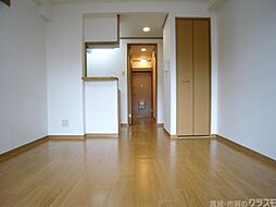 プラティーク・アビテ 412 4階ワンルームのリビング/ダイニング