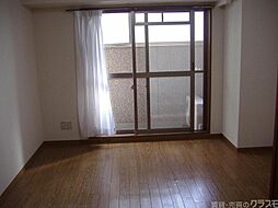 京OHBU 101 1階1Kのリビング/ダイニング