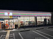 セブンイレブン京都西大路八条北店 170m