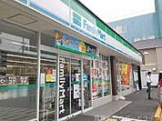 ファミリーマート伏見中書島店 147m