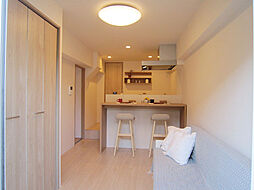 コスモエル 下鴨 ワンルームのリビング/ダイニング