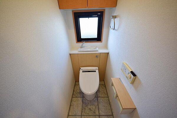 トイレを拡大表示