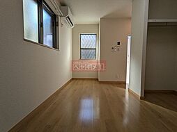 ドマーニ鶴見 101 1階ワンルームのリビング/ダイニング