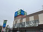 サミットストア南加瀬店 徒歩8分。 600m
