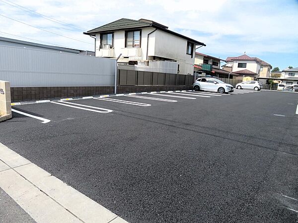 apartment 栃木県小山市花垣町１丁目
花垣町の賃貸情報を見る
物件地図