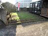 その他：南側に庭付き。家庭菜園やガーデニングも可能です。オシャレなウッドデッキ付きです。