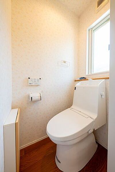 トイレを拡大表示