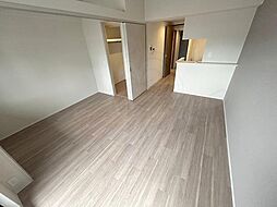 コンフォリア・リヴ新大阪西宮原ソルテラス 9階1LDKのリビング/ダイニング