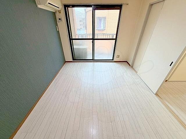 寝室