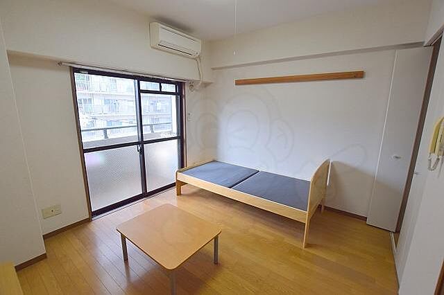 寝室