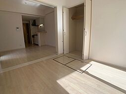 Osaka Metro御堂筋線 西中島南方駅 徒歩14分の賃貸マンション 8階1DKのリビング/ダイニング