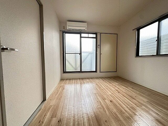 寝室