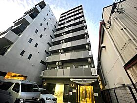 ラウム江坂  ｜ 大阪府吹田市豊津町11番14号（賃貸マンション1K・7階・25.03㎡） その1