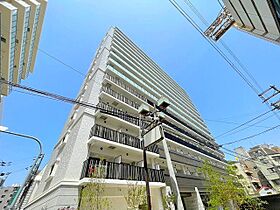 スプランディッド十三本町  ｜ 大阪府大阪市淀川区十三本町１丁目（賃貸マンション1K・11階・23.65㎡） その1