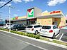 周辺：ヨークマート入間扇台店 徒歩13分。 980m