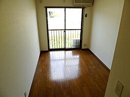 ラフィーネSAZU 106 1階ワンルームのリビング/ダイニング