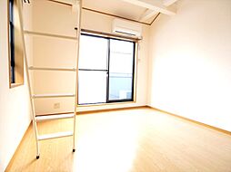 ストロベリーファーム 201 2階1Kのリビング/ダイニング