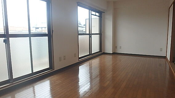 ヌーベ・ゆらの_内装_0