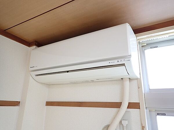 画像13:和室にはエアコンが付いております。