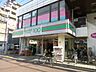 周辺：コンビニ「ストア100まで730m」