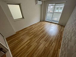 東急田園都市線 三軒茶屋駅 徒歩3分の賃貸マンション 2階1Kのリビング/ダイニング