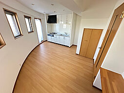 京王線 幡ヶ谷駅 徒歩6分の賃貸マンション 4階2LDKのリビング/ダイニング