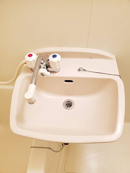 ドミール関内大通
