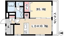 レジデンス八竜 2階