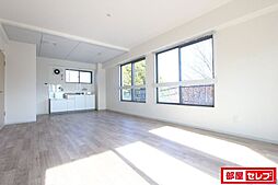 アートスクエア 3階2LDKのリビング/ダイニング